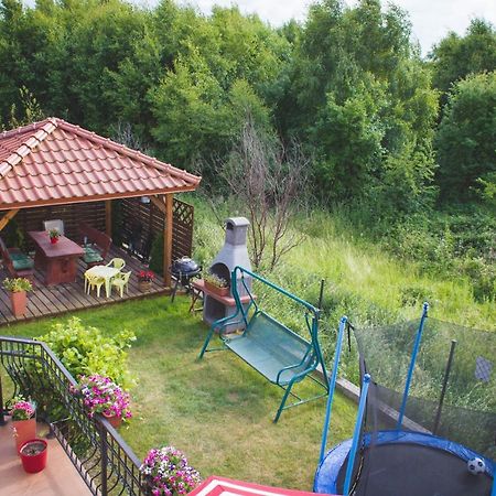 Ewa Pokoje Goscinne Mieroszyno Exterior foto