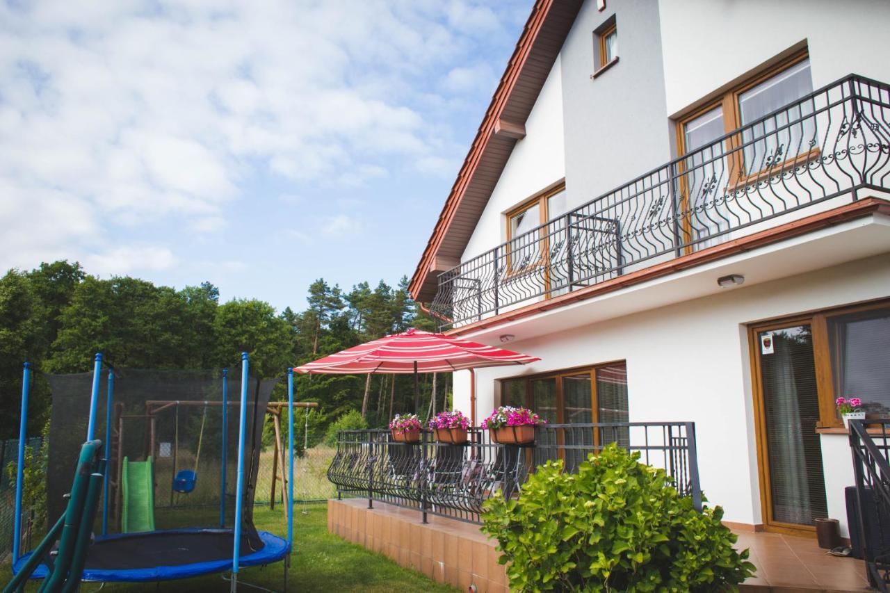 Ewa Pokoje Goscinne Mieroszyno Exterior foto