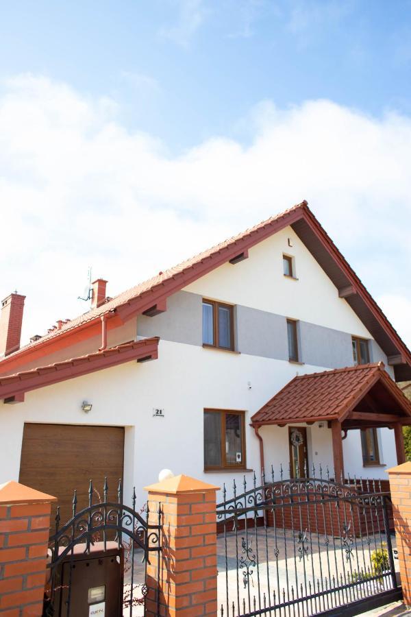 Ewa Pokoje Goscinne Mieroszyno Exterior foto